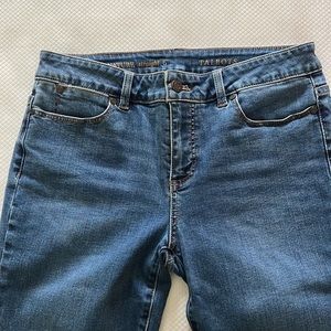 Jeans - Talbots Signature Straight 6 Midrise
